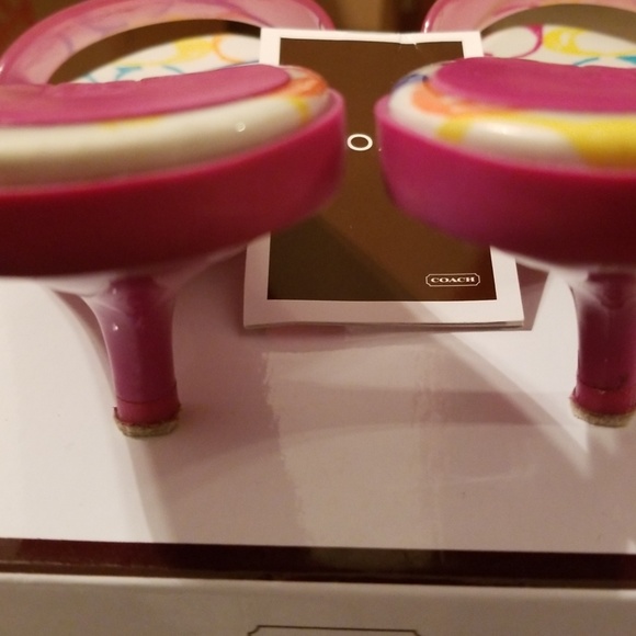 Shoes - Picture 8 of 8